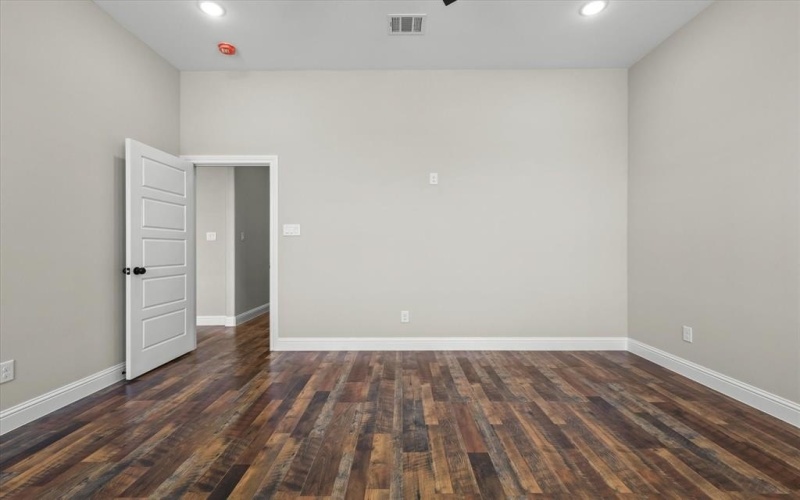 1955 Johnnie Drive, Springtown, TX 76082, 3 Bedrooms Bedrooms, ,2 BathroomsBathrooms,Residential,For Sale,1955 Johnnie Drive,20981385