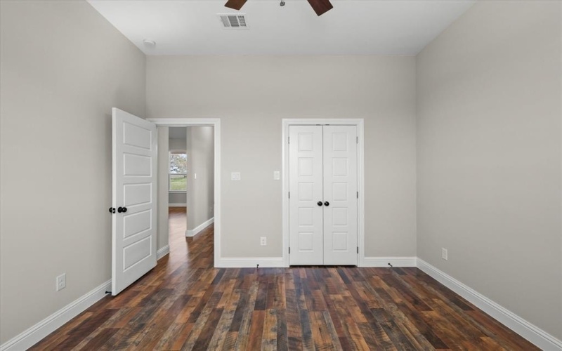 1955 Johnnie Drive, Springtown, TX 76082, 3 Bedrooms Bedrooms, ,2 BathroomsBathrooms,Residential,For Sale,1955 Johnnie Drive,20981385