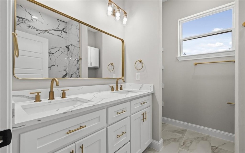 1955 Johnnie Drive, Springtown, TX 76082, 3 Bedrooms Bedrooms, ,2 BathroomsBathrooms,Residential,For Sale,1955 Johnnie Drive,20981385