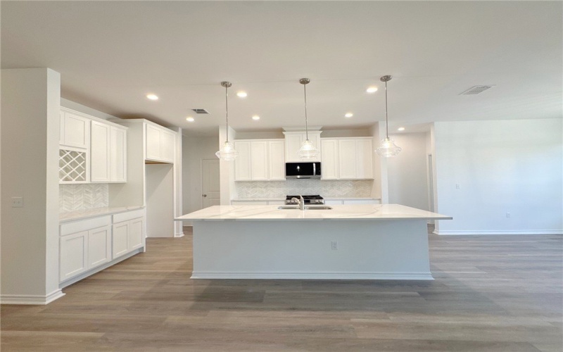 130 Broad Oak Drive, Rockport, TX 78382, 3 Bedrooms Bedrooms, ,2 BathroomsBathrooms,Residential,For Sale,130 Broad Oak Drive,452529