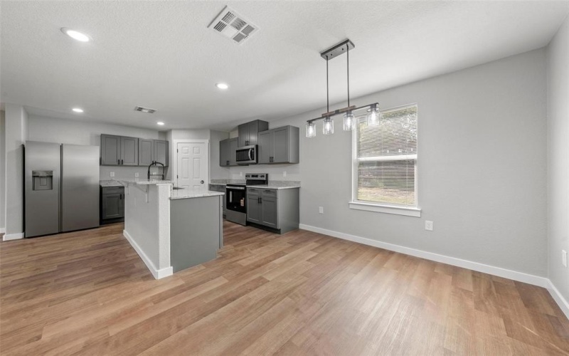 1717 Gurley Lane, Waco, TX 76706, 4 Bedrooms Bedrooms, ,5 BathroomsBathrooms,Residential,For Sale,1717 Gurley Lane,20981689