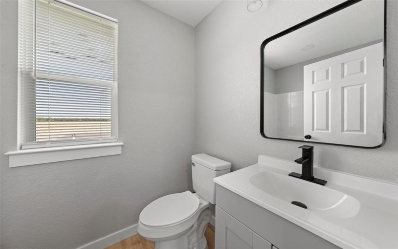 1717 Gurley Lane, Waco, TX 76706, 4 Bedrooms Bedrooms, ,5 BathroomsBathrooms,Residential,For Sale,1717 Gurley Lane,20981689