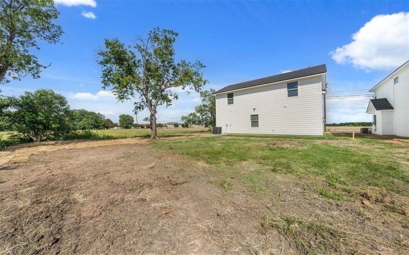 1717 Gurley Lane, Waco, TX 76706, 4 Bedrooms Bedrooms, ,5 BathroomsBathrooms,Residential,For Sale,1717 Gurley Lane,20981689