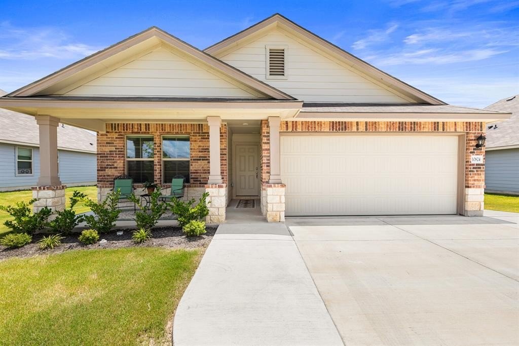 10824 Crimson Way, Waco, TX 76708, 3 Bedrooms Bedrooms, ,2 BathroomsBathrooms,Residential,For Sale,10824 Crimson Way,20981734