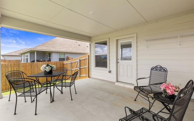 10824 Crimson Way, Waco, TX 76708, 3 Bedrooms Bedrooms, ,2 BathroomsBathrooms,Residential,For Sale,10824 Crimson Way,20981734