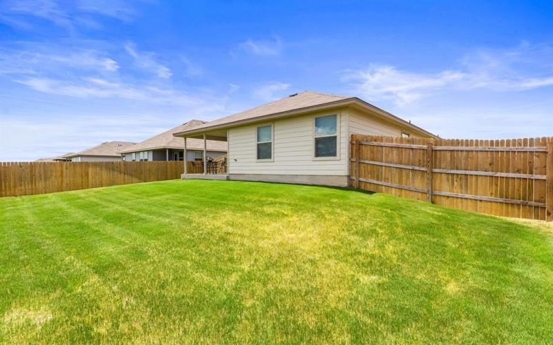 10824 Crimson Way, Waco, TX 76708, 3 Bedrooms Bedrooms, ,2 BathroomsBathrooms,Residential,For Sale,10824 Crimson Way,20981734
