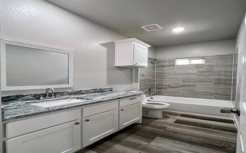 813 SAYLE, Greenville, TX 75401, 3 Habitaciones Habitaciones , ,2 BañosBaños,Residential,En Venta,813 SAYLE,20981864