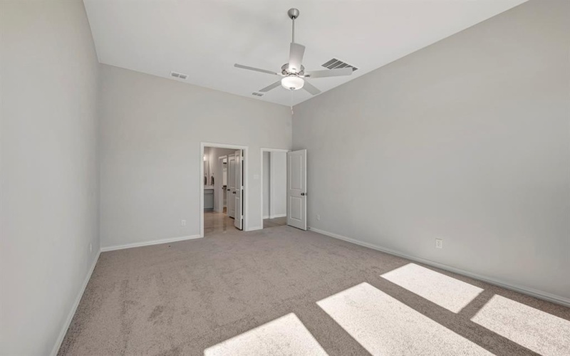 3801 Yarrow Drive, Denton, TX 76226, 4 Bedrooms Bedrooms, ,3 BathroomsBathrooms,Residential,For Sale,3801 Yarrow Drive,0,20981947