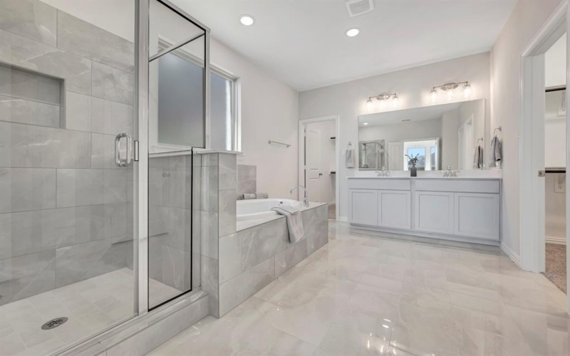 3801 Yarrow Drive, Denton, TX 76226, 4 Bedrooms Bedrooms, ,3 BathroomsBathrooms,Residential,For Sale,3801 Yarrow Drive,0,20981947