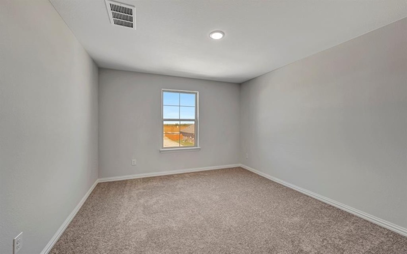 3801 Yarrow Drive, Denton, TX 76226, 4 Bedrooms Bedrooms, ,3 BathroomsBathrooms,Residential,For Sale,3801 Yarrow Drive,0,20981947