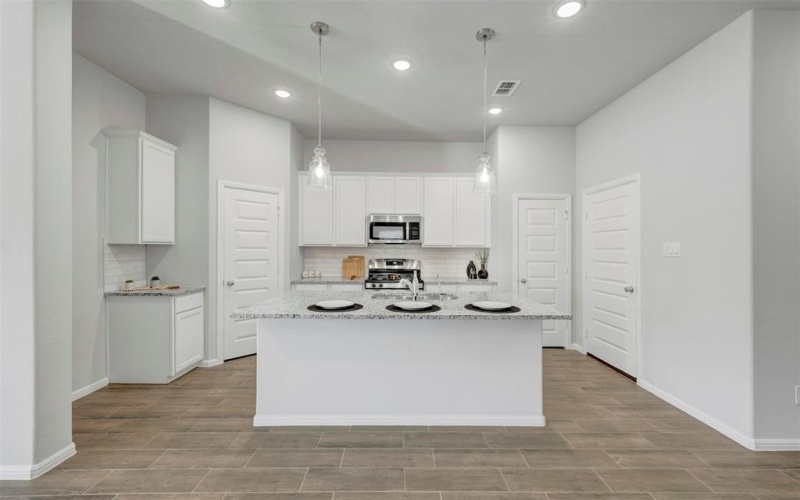 7408 Santolina Drive, Denton, TX 76226, 3 Bedrooms Bedrooms, ,2 BathroomsBathrooms,Residential,For Sale,7408 Santolina Drive,0,20981976