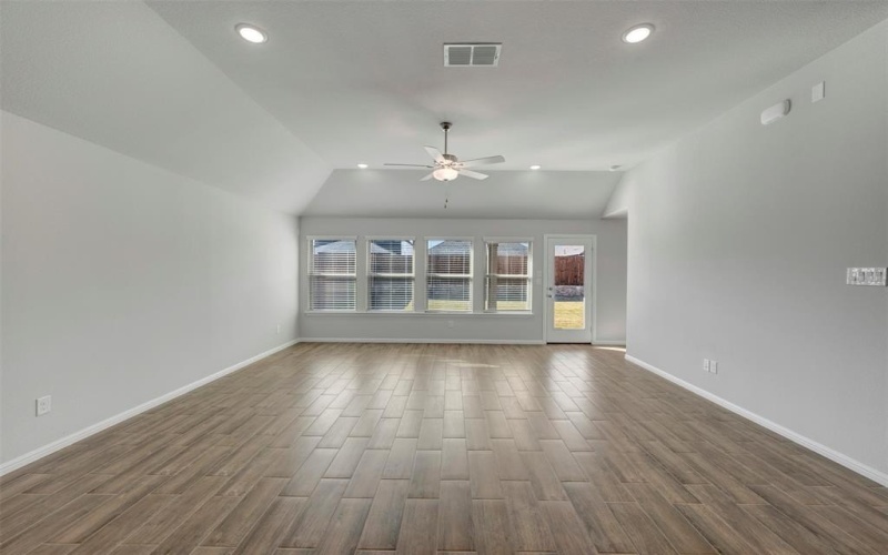 7408 Santolina Drive, Denton, TX 76226, 3 Bedrooms Bedrooms, ,2 BathroomsBathrooms,Residential,For Sale,7408 Santolina Drive,0,20981976