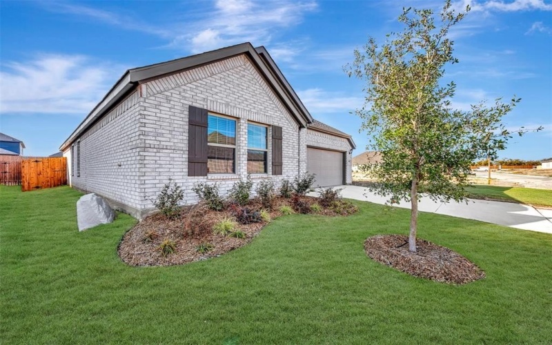 7408 Santolina Drive, Denton, TX 76226, 3 Bedrooms Bedrooms, ,2 BathroomsBathrooms,Residential,For Sale,7408 Santolina Drive,0,20981976