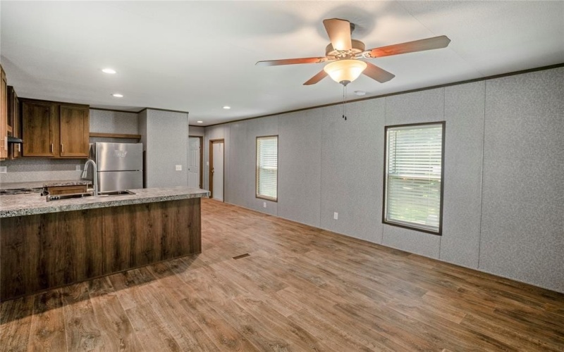 10268 Tanglewood Circle, Wills Point, TX 75169, 2 Bedrooms Bedrooms, ,2 BathroomsBathrooms,Residential,For Sale,10268 Tanglewood Circle,20981993