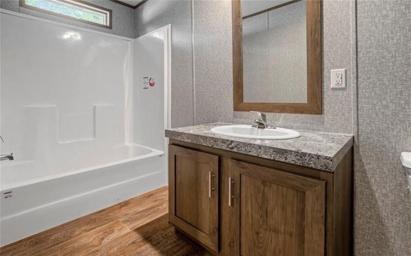10268 Tanglewood Circle, Wills Point, TX 75169, 2 Bedrooms Bedrooms, ,2 BathroomsBathrooms,Residential,For Sale,10268 Tanglewood Circle,20981993
