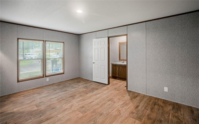 10268 Tanglewood Circle, Wills Point, TX 75169, 2 Bedrooms Bedrooms, ,2 BathroomsBathrooms,Residential,For Sale,10268 Tanglewood Circle,20981993