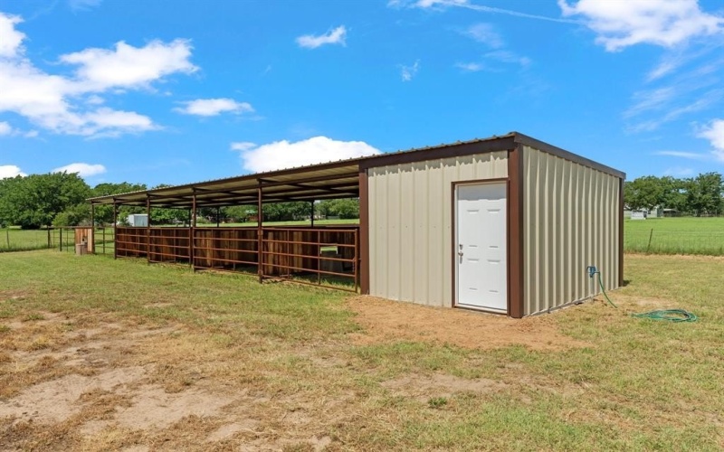 415 county road 730, Bluff Dale, TX 76433, 2 Bedrooms Bedrooms, ,2 BathroomsBathrooms,Residential,For Sale,415 county road 730,20982096