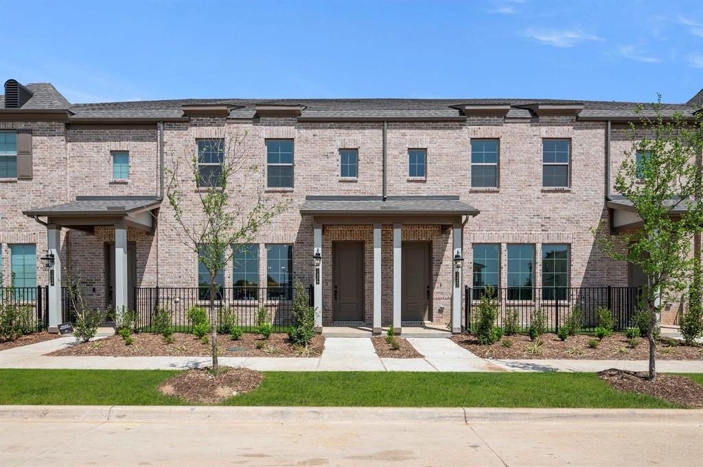 2424 Bulin, Mansfield, TX 76063, 3 Bedrooms Bedrooms, ,2 BathroomsBathrooms,Residential,For Sale,2424 Bulin,20982130