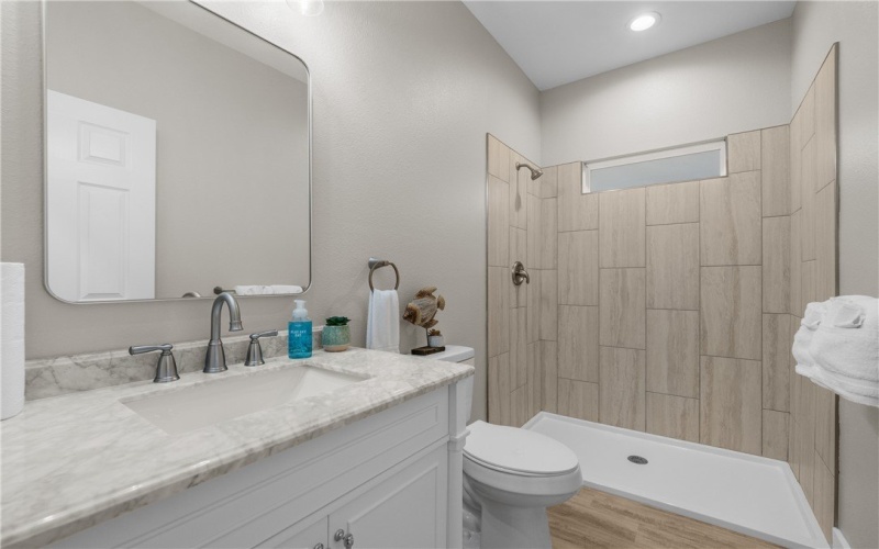 305 Steart Street, Rockport, TX 78382, 2 Habitaciones Habitaciones , ,2 BañosBaños,Residential,En Venta,305 Steart Street,452654