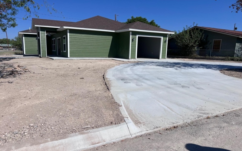 601 Avenue V, Del Rio, TX 78840, 3 Habitaciones Habitaciones , ,2 BañosBaños,Residential,En Venta,601 Avenue V,206240