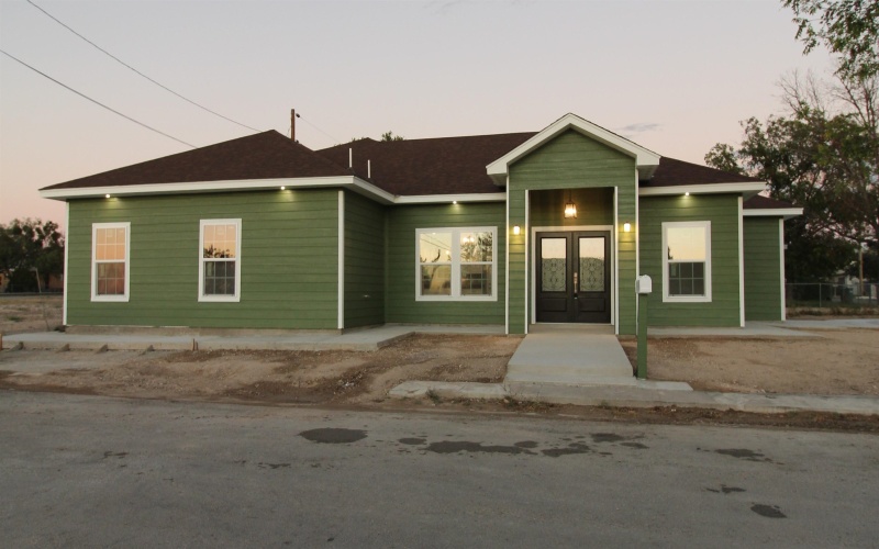 601 Avenue V, Del Rio, TX 78840, 3 Habitaciones Habitaciones , ,2 BañosBaños,Residential,En Venta,601 Avenue V,206240