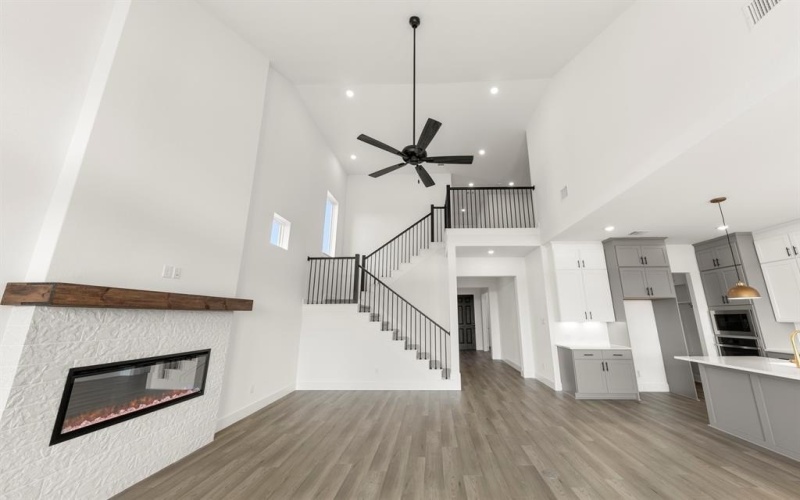 2149 Ten Mile Creek Drive, Celina, TX 75009, 4 Habitaciones Habitaciones , ,3 BañosBaños,Residential,En Venta,2149 Ten Mile Creek Drive,0,20982330