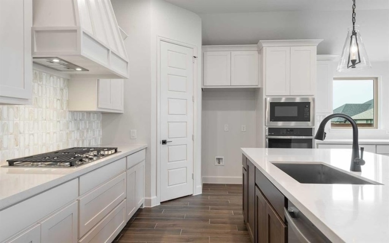 1720 Hillside Stroll Drive, Lavon, TX 75166, 4 Bedrooms Bedrooms, ,3 BathroomsBathrooms,Residential,For Sale,1720 Hillside Stroll Drive,0,20982411