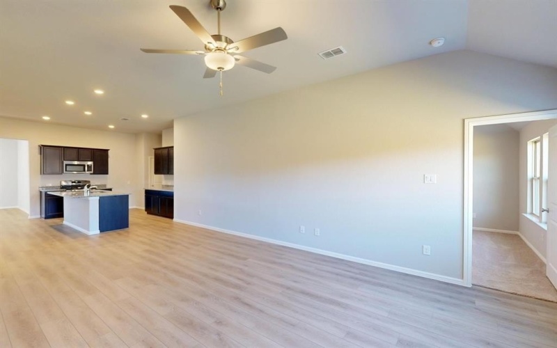 3413 Kingdom Drive, Denton, TX 76208, 3 Habitaciones Habitaciones , ,2 BañosBaños,Residential,En Venta,3413 Kingdom Drive,0,20982480