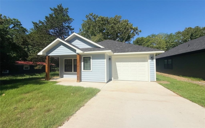 1905 S Lamar, Denison, TX 75021, 3 Bedrooms Bedrooms, ,2 BathroomsBathrooms,Residential,For Sale,1905 S Lamar,0,20982481