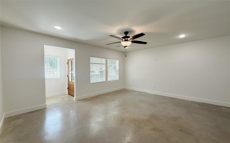 1905 S Lamar, Denison, TX 75021, 3 Bedrooms Bedrooms, ,2 BathroomsBathrooms,Residential,For Sale,1905 S Lamar,0,20982481