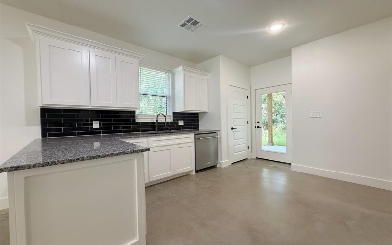 1905 S Lamar, Denison, TX 75021, 3 Bedrooms Bedrooms, ,2 BathroomsBathrooms,Residential,For Sale,1905 S Lamar,0,20982481