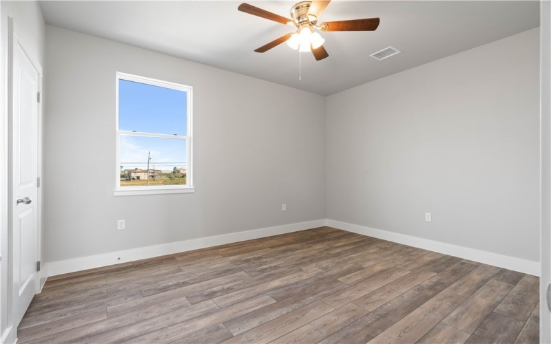 40 Bayview Loop, Rockport, TX 78382, 3 Bedrooms Bedrooms, ,2 BathroomsBathrooms,Residential,For Sale,40 Bayview Loop,452669
