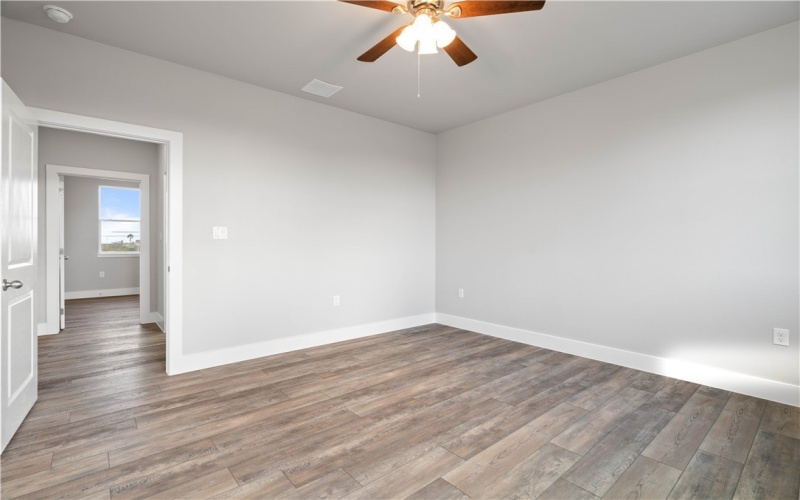 40 Bayview Loop, Rockport, TX 78382, 3 Bedrooms Bedrooms, ,2 BathroomsBathrooms,Residential,For Sale,40 Bayview Loop,452669