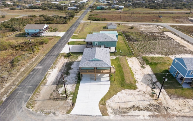 40 Bayview Loop, Rockport, TX 78382, 3 Bedrooms Bedrooms, ,2 BathroomsBathrooms,Residential,For Sale,40 Bayview Loop,452669