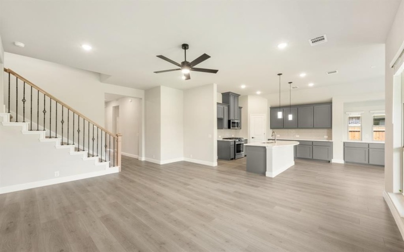 401 Chestnut Lane, Glenn Heights, TX 75154, 3 Bedrooms Bedrooms, ,3 BathroomsBathrooms,Residential,For Sale,401 Chestnut Lane,20982487