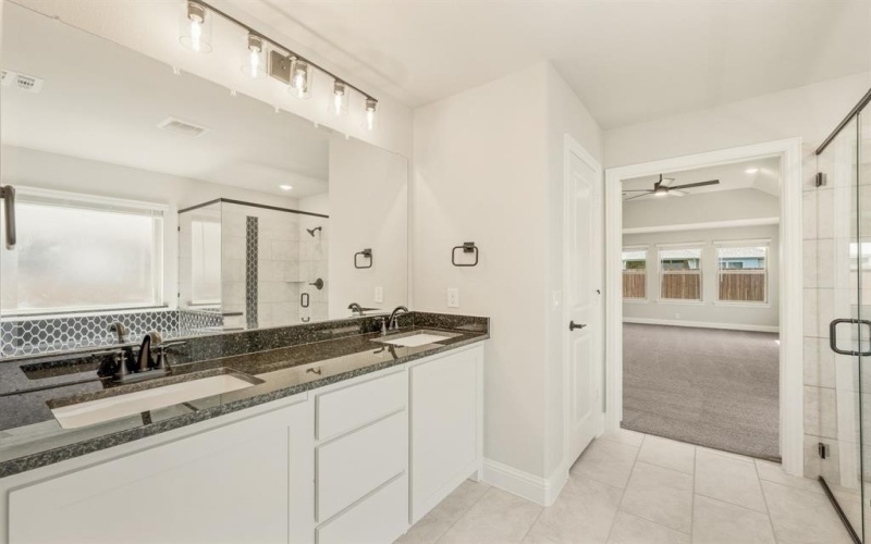 401 Chestnut Lane, Glenn Heights, TX 75154, 3 Bedrooms Bedrooms, ,3 BathroomsBathrooms,Residential,For Sale,401 Chestnut Lane,20982487