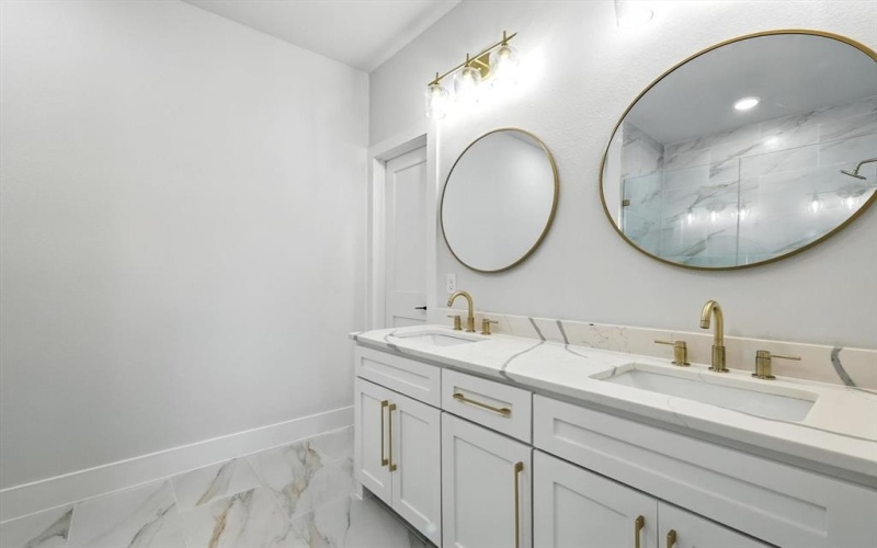 3836 Burnice Drive, Fort Worth, TX 76119, 4 Bedrooms Bedrooms, ,2 BathroomsBathrooms,Residential,For Sale,3836 Burnice Drive,20982521