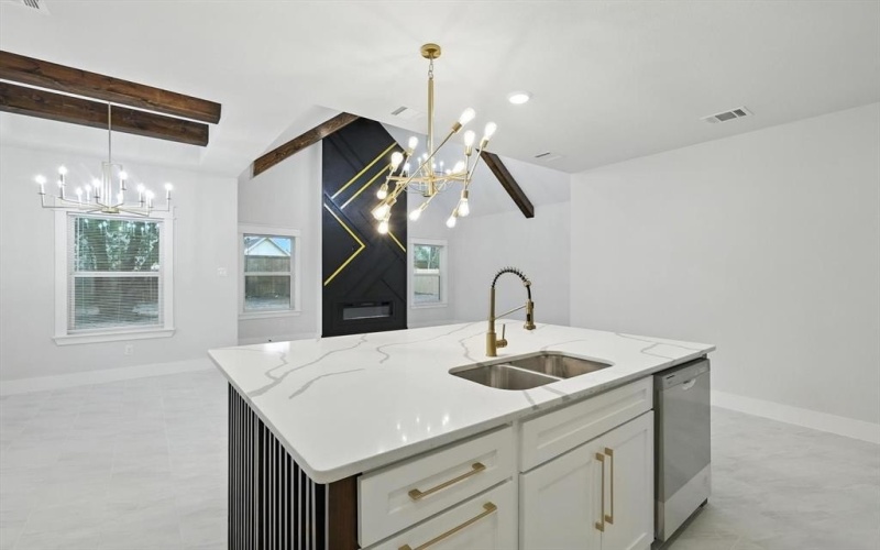 3836 Burnice Drive, Fort Worth, TX 76119, 4 Bedrooms Bedrooms, ,2 BathroomsBathrooms,Residential,For Sale,3836 Burnice Drive,20982521