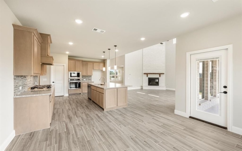 1212 Winona Street, DeSoto, TX 75115, 5 Bedrooms Bedrooms, ,5 BathroomsBathrooms,Residential,For Sale,1212 Winona Street,0,20982556