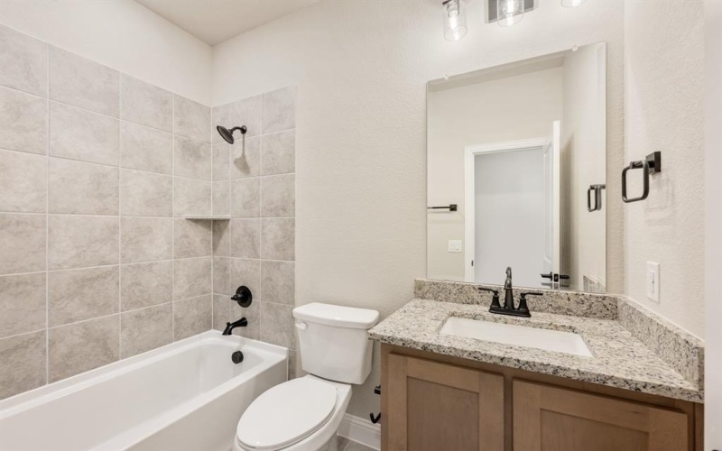 1212 Winona Street, DeSoto, TX 75115, 5 Bedrooms Bedrooms, ,5 BathroomsBathrooms,Residential,For Sale,1212 Winona Street,0,20982556