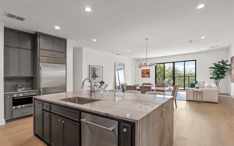 3601 Routh Street #PH-4B, Dallas, TX 75219, 3 Bedrooms Bedrooms, ,3 BathroomsBathrooms,Residential,For Sale,3601 Routh Street,0,20982604