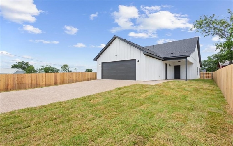 107 N Jena Street, Riesel, TX 76682, 3 Bedrooms Bedrooms, ,2 BathroomsBathrooms,Residential,For Sale,107 N Jena Street,20982704