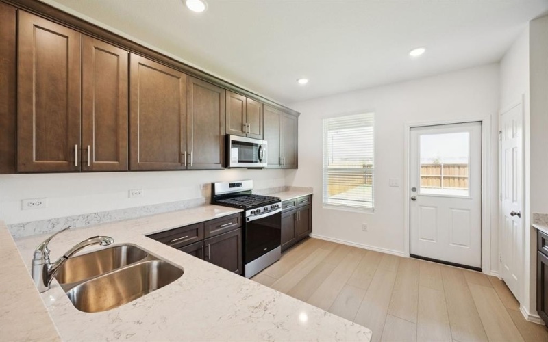 2335 Roundstone Way, Lowry Crossing, TX 75407, 4 Habitaciones Habitaciones , ,3 BañosBaños,Residential,En Venta,2335 Roundstone Way,20982714