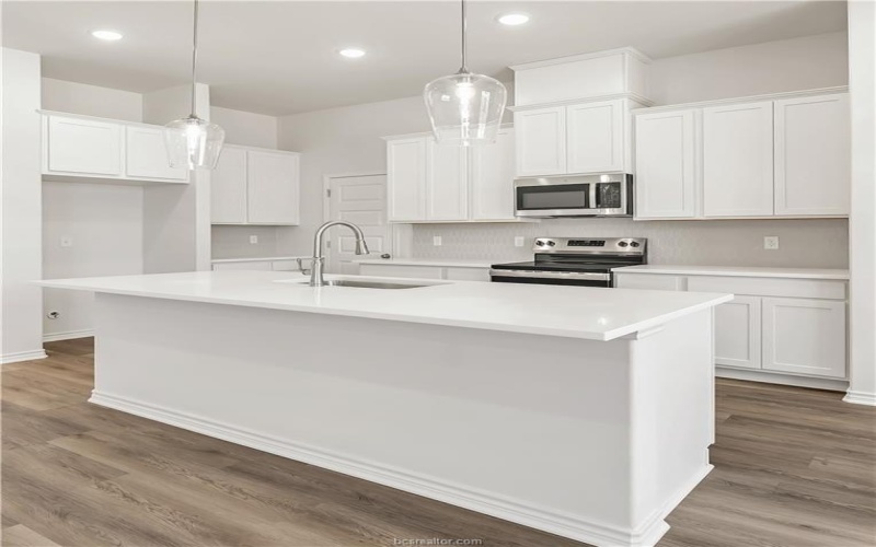 3556 Pointe du Hoc Loop, Bryan, TX 77808, 3 Bedrooms Bedrooms, ,2 BathroomsBathrooms,Residential,For Sale,3556 Pointe du Hoc Loop,0,25007391