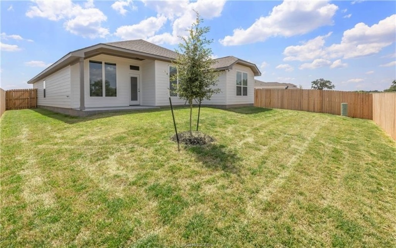 3556 Pointe du Hoc Loop, Bryan, TX 77808, 3 Bedrooms Bedrooms, ,2 BathroomsBathrooms,Residential,For Sale,3556 Pointe du Hoc Loop,0,25007391