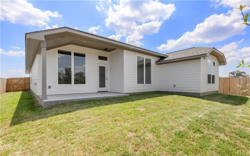 3556 Pointe du Hoc Loop, Bryan, TX 77808, 3 Bedrooms Bedrooms, ,2 BathroomsBathrooms,Residential,For Sale,3556 Pointe du Hoc Loop,0,25007391
