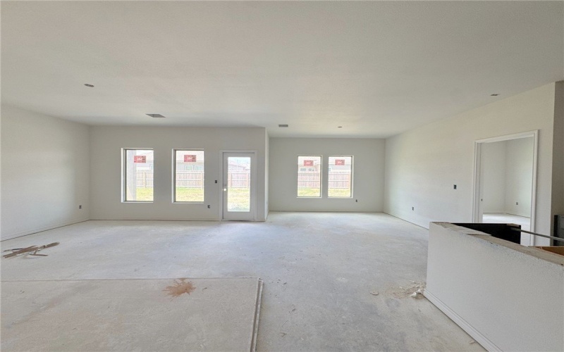 2609 Westeros Street, Corpus Christi, TX 78415, 3 Bedrooms Bedrooms, ,2 BathroomsBathrooms,Residential,For Sale,2609 Westeros Street,0,461242