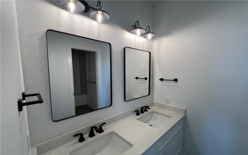 118 Frontside Drive, Corpus Christi, TX 78418, 6 Habitaciones Habitaciones , ,7 BañosBaños,Residential,En Venta,118 Frontside Drive,461262