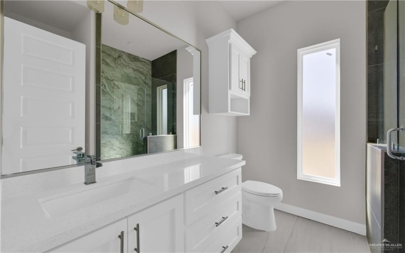 3705 Noronha Drive, Edinburg, TX 78542, 3 Bedrooms Bedrooms, ,2 BathroomsBathrooms,Residential,For Sale,3705 Noronha Drive,0,474672