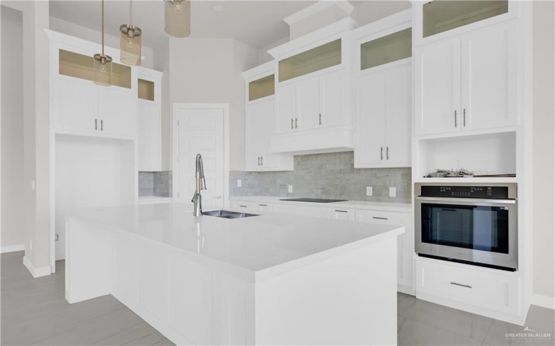 3705 Noronha Drive, Edinburg, TX 78542, 3 Bedrooms Bedrooms, ,2 BathroomsBathrooms,Residential,For Sale,3705 Noronha Drive,0,474672